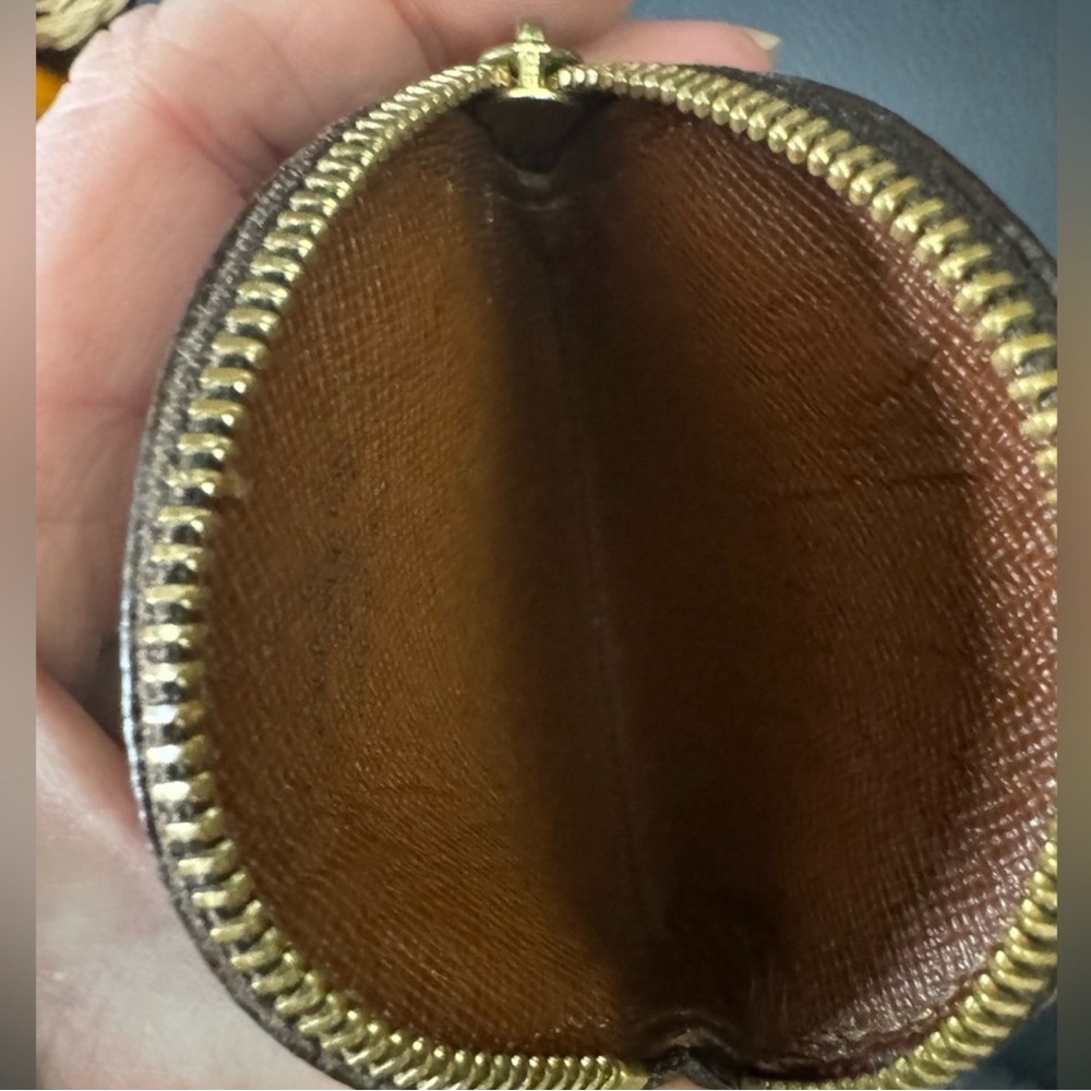 ❌SOLD ❌Louis Vuitton Brown Monogram Coin Purse - Picture 5 of 5